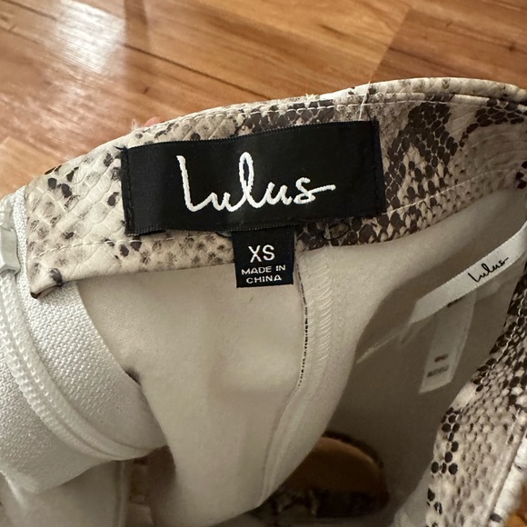 Lulus snakeskin mini skirt - Picture 5 of 6